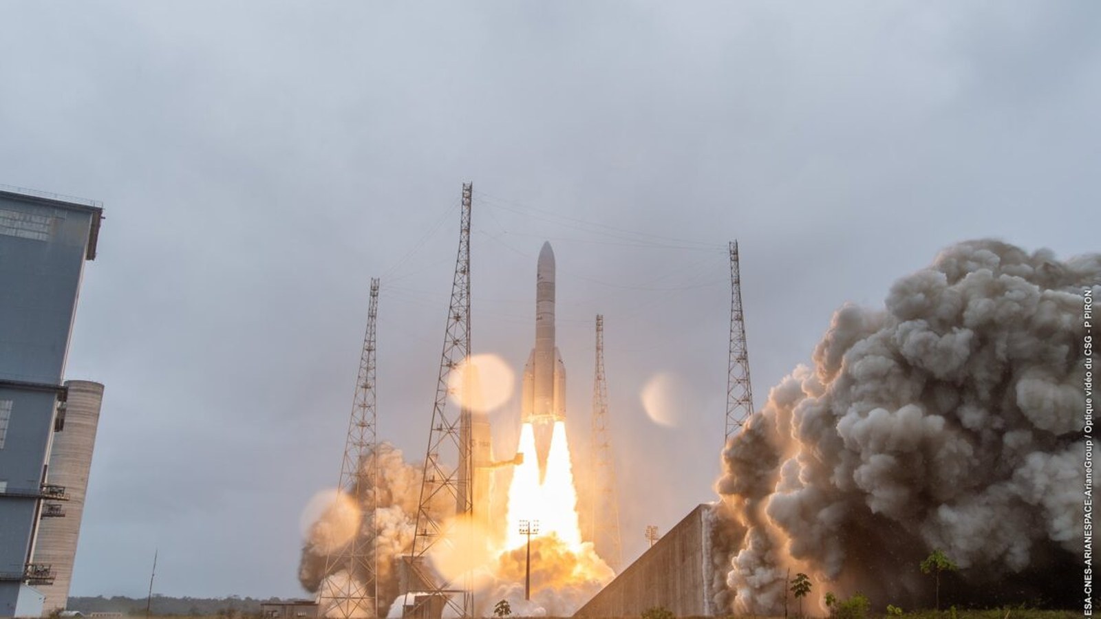 Ariane 6运载火箭发射